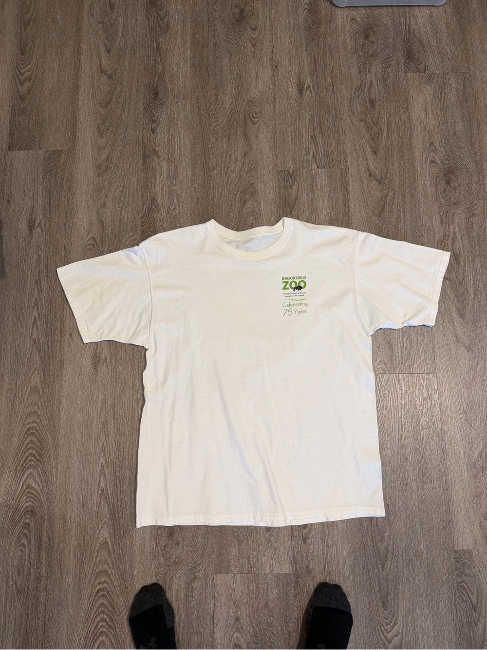 Brookfield Zoo Member Shirt Men XL White Meerkat Fruit of the Loom